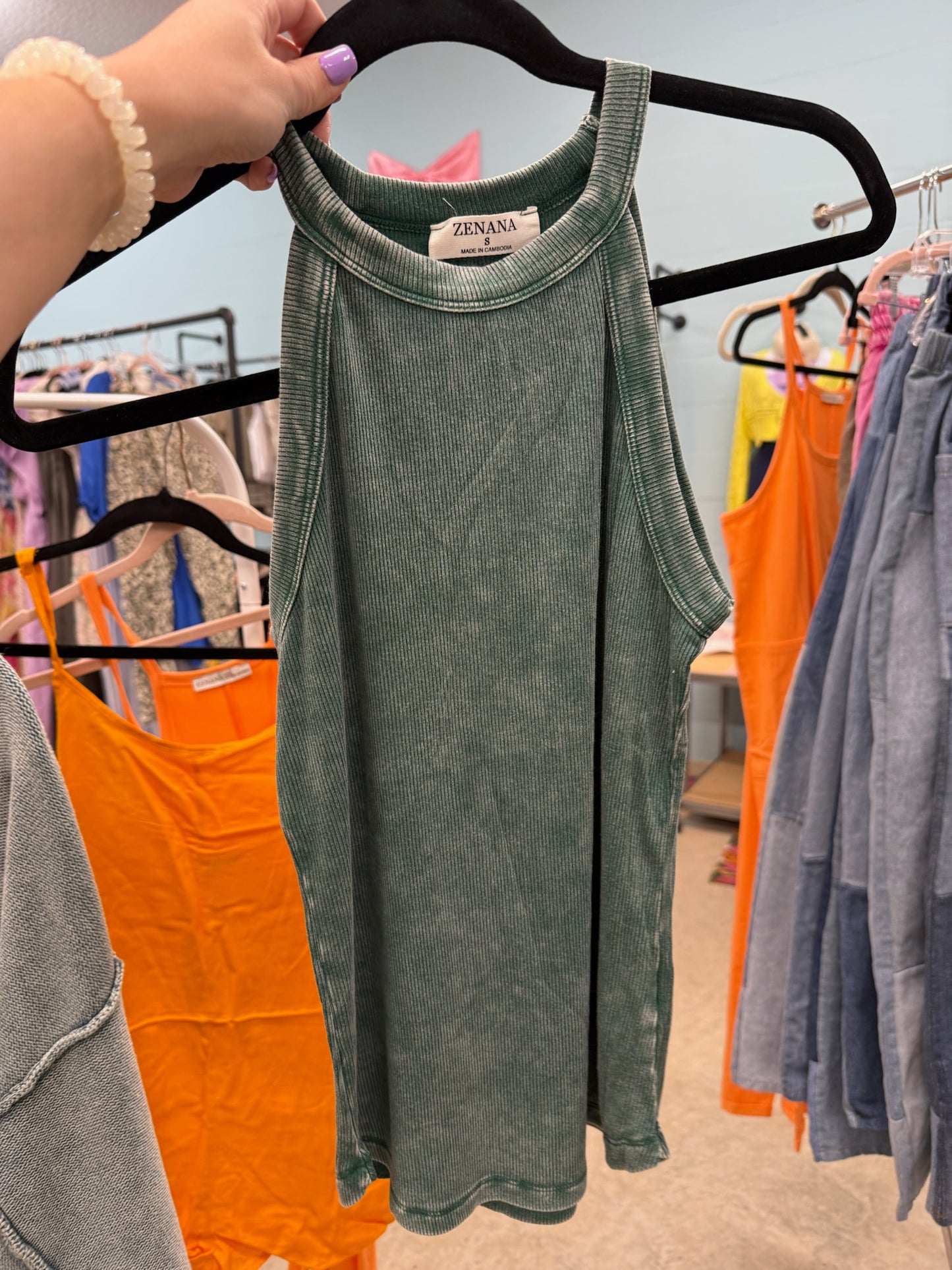 Fall Basic Tank