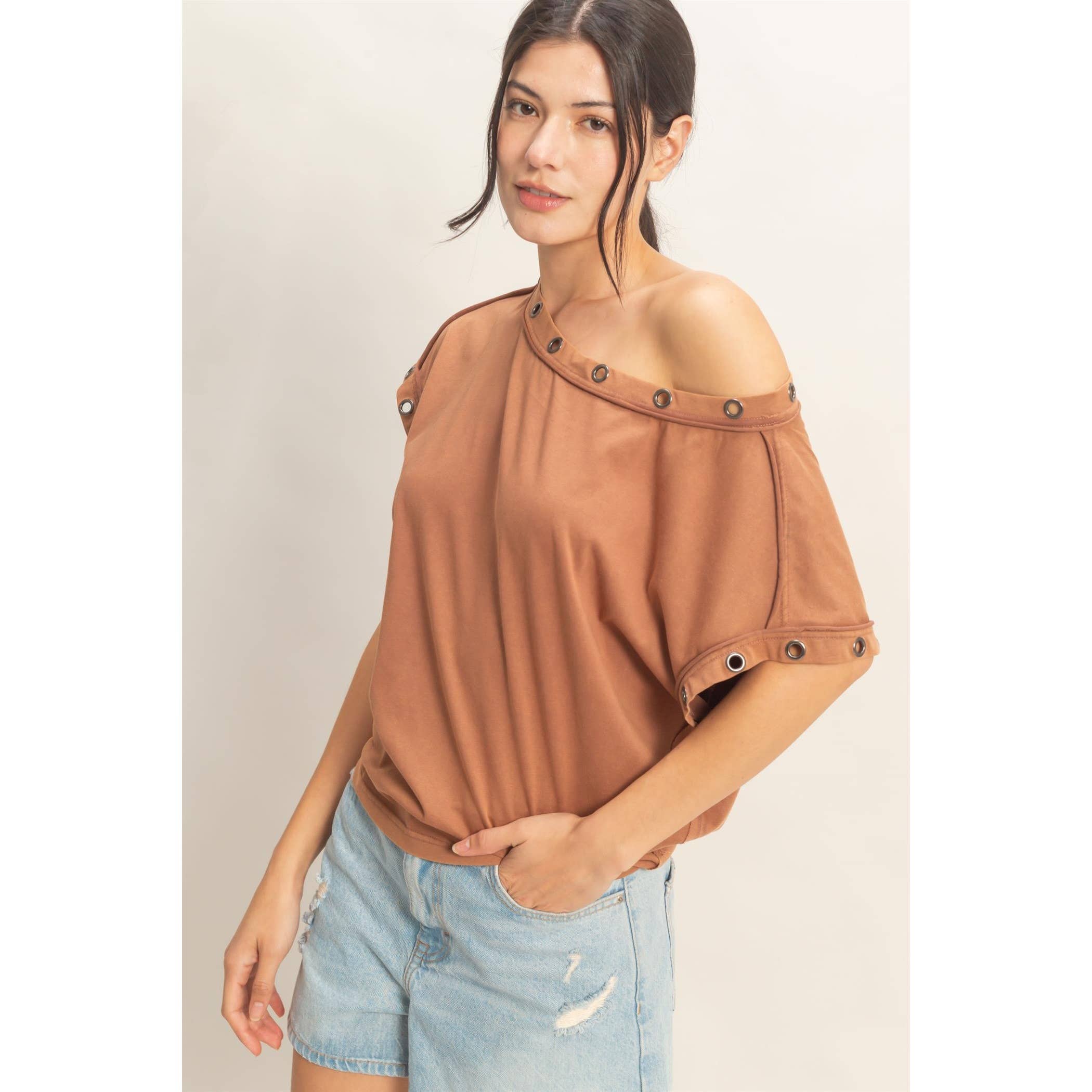Off Shoulder Top With Eyelets: OFF WHITE