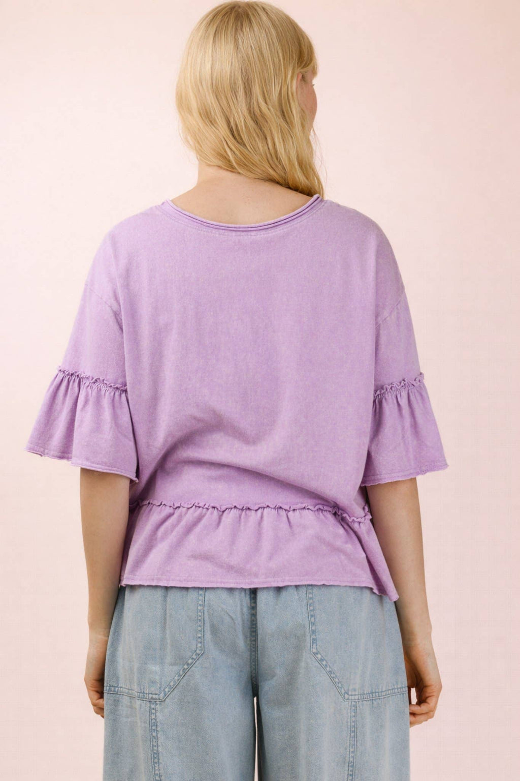 Mineral Washed Ruffle Detail Knit Top: BLUE /