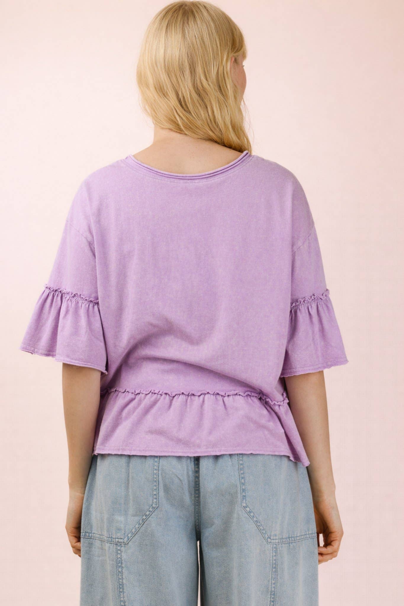 Mineral Washed Ruffle Detail Knit Top: BLUE /