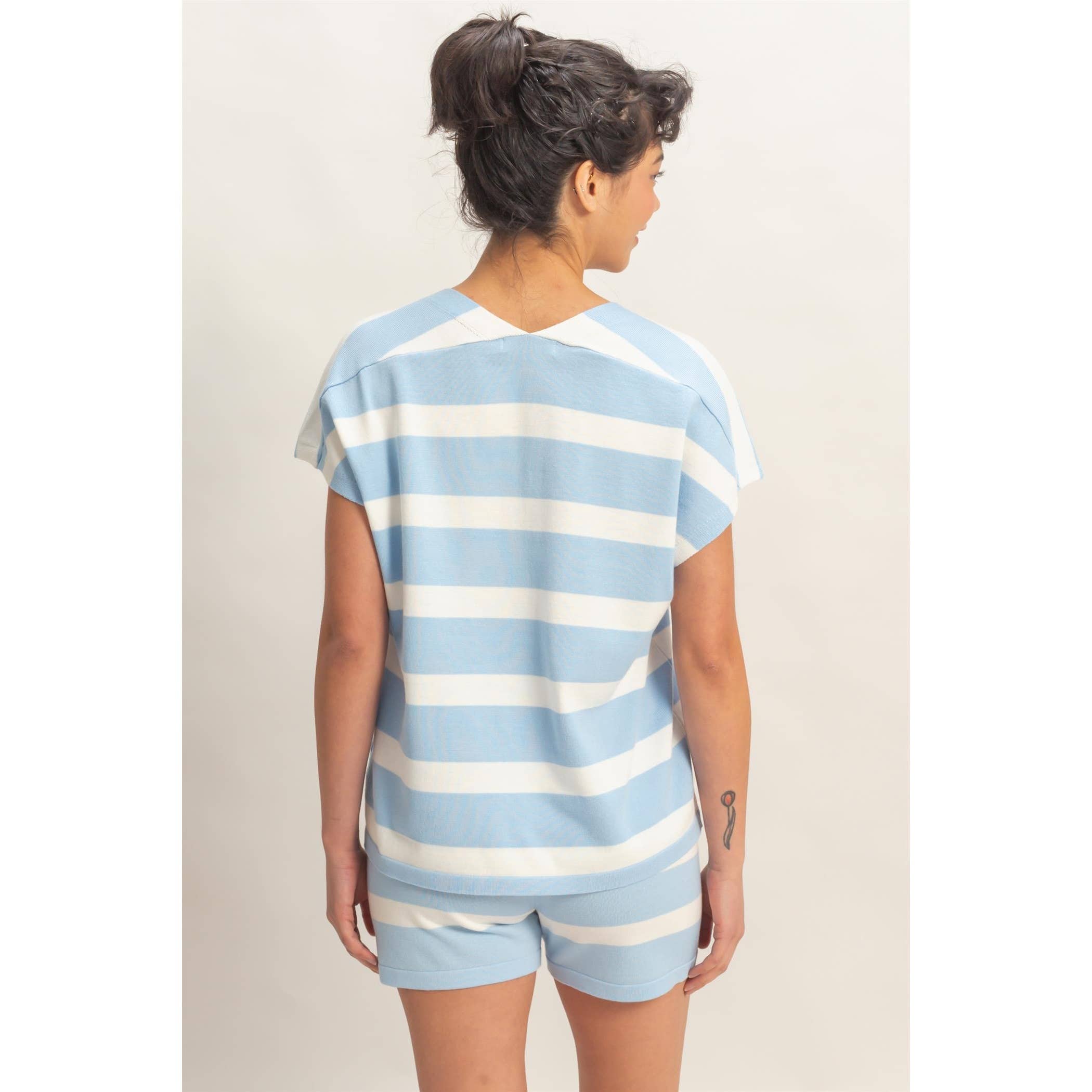 V-Neck Top & Striped Shorts Set: BLUE / S-M-L(2-2-2)