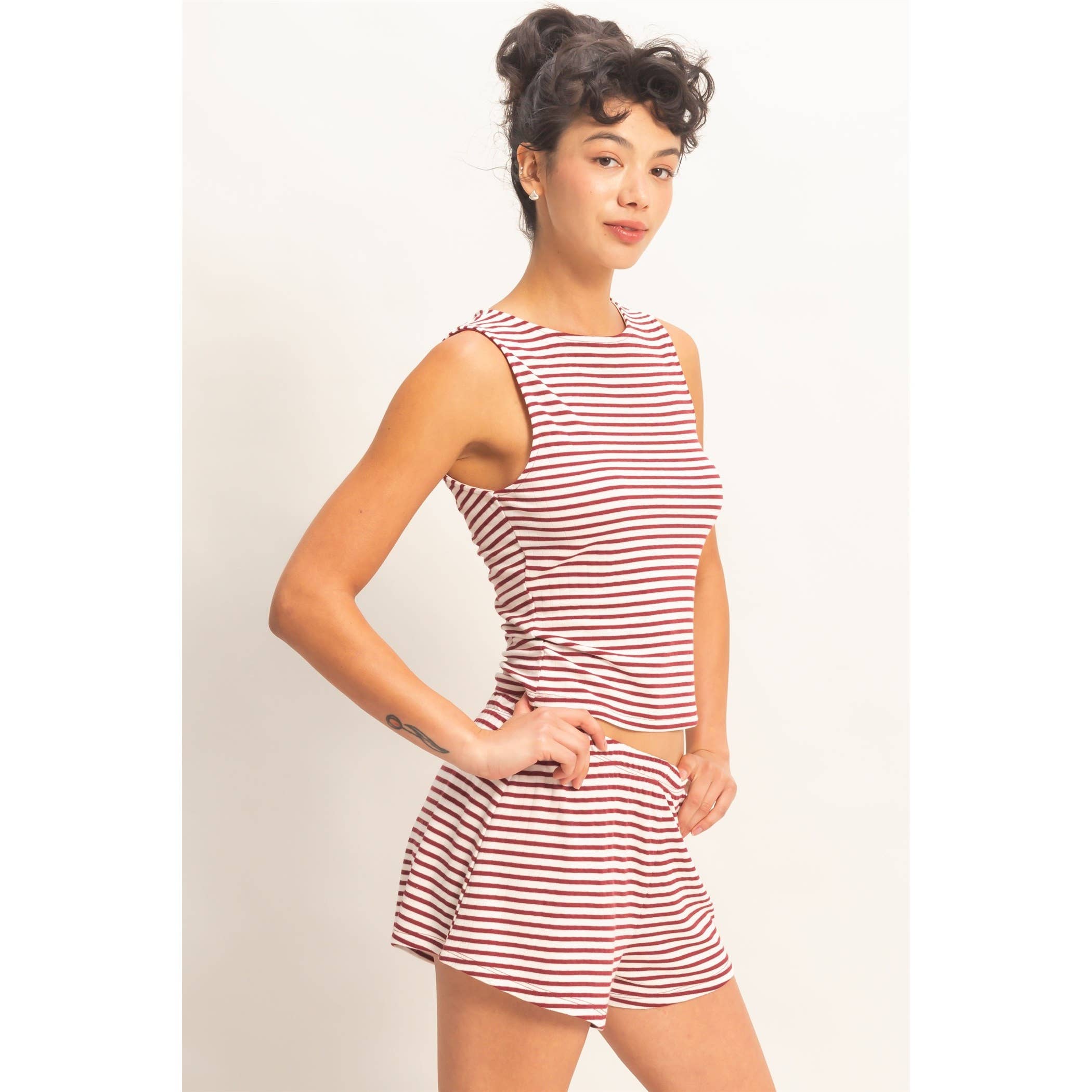 Striped Sleeveless Tank And Shorts Set: BLACK / S-M-L(2-2-2)