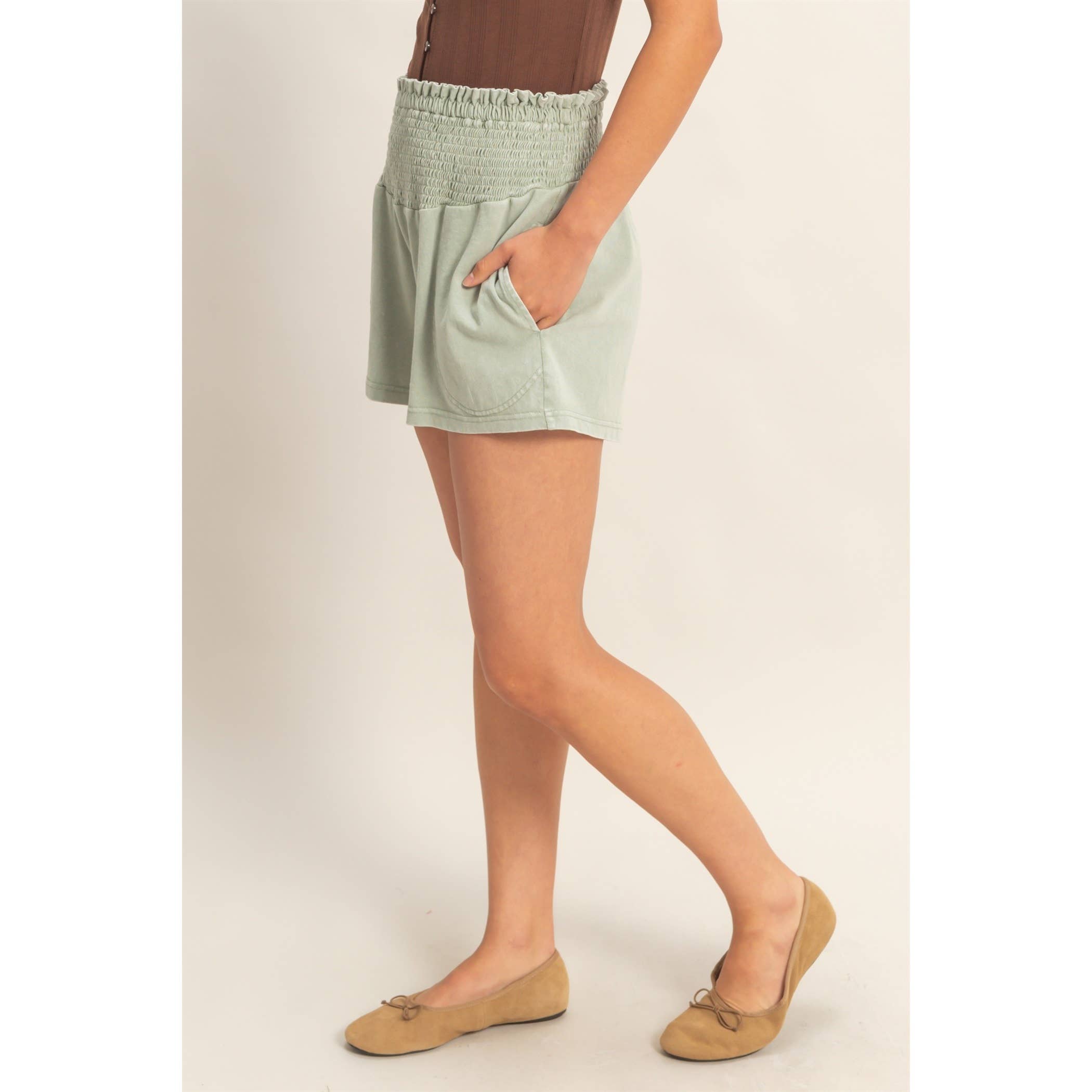 Smocked Waist Mineral Wash Shorts: FUCHSIA / S-M-L(2-2-2)
