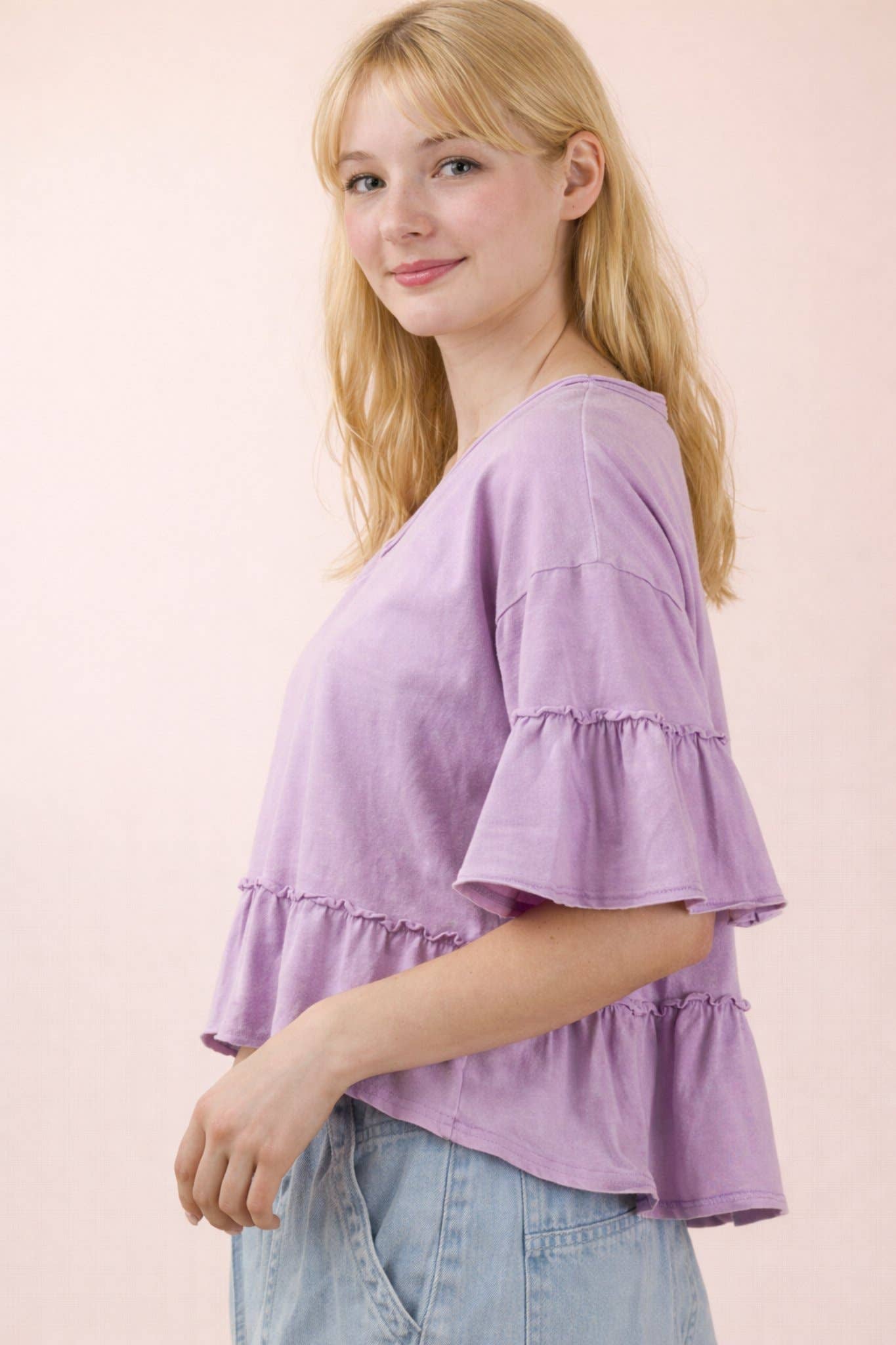 Mineral Washed Ruffle Detail Knit Top: BLUE /