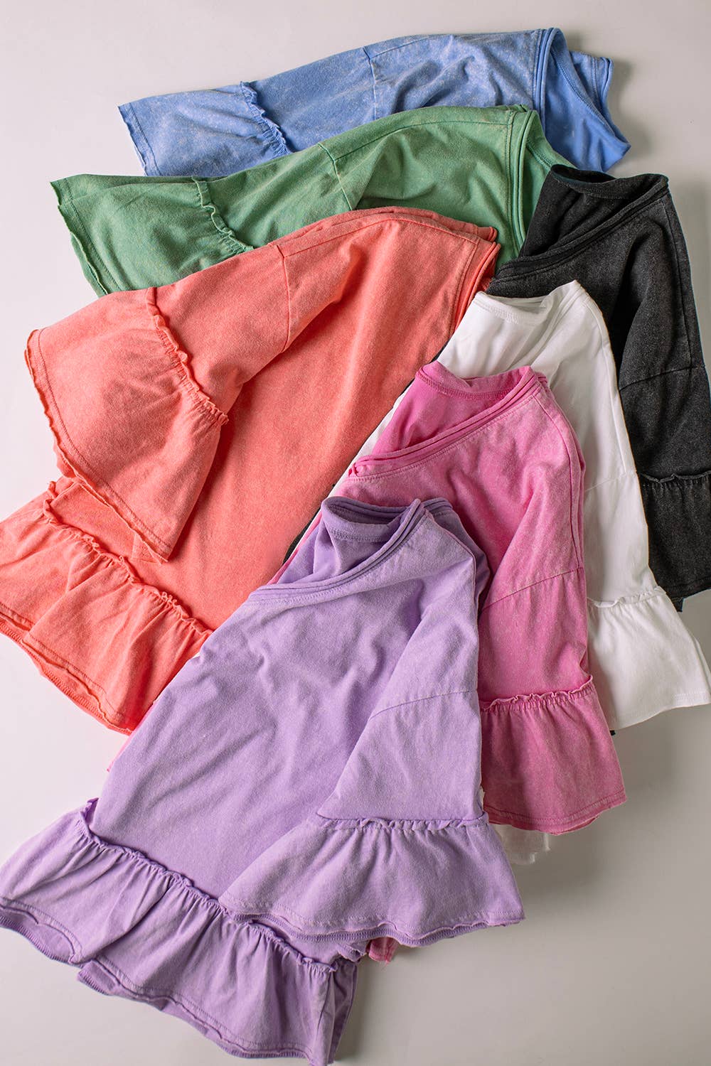 Mineral Washed Ruffle Detail Knit Top: BLUE /
