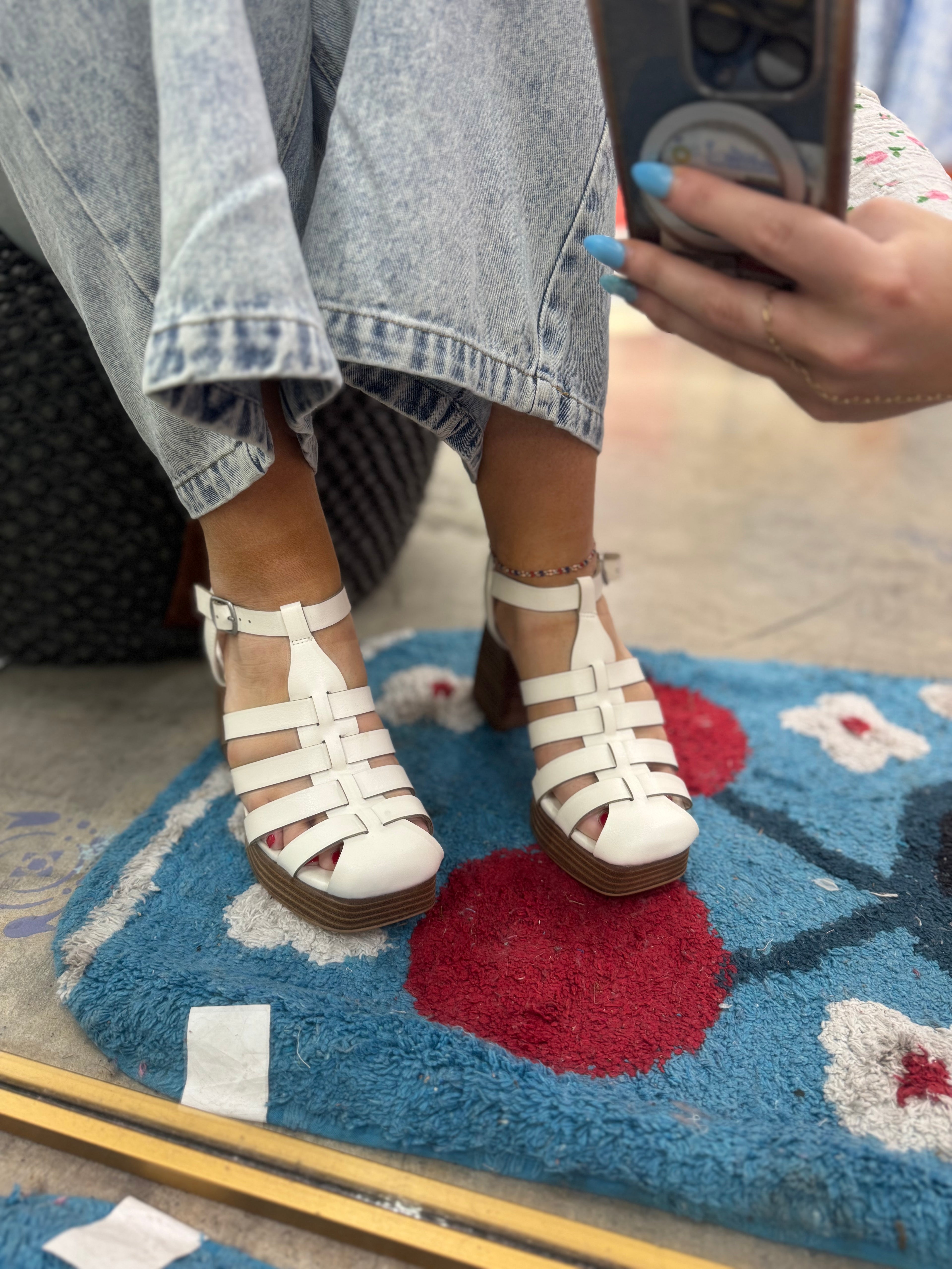 Snow White Platforms