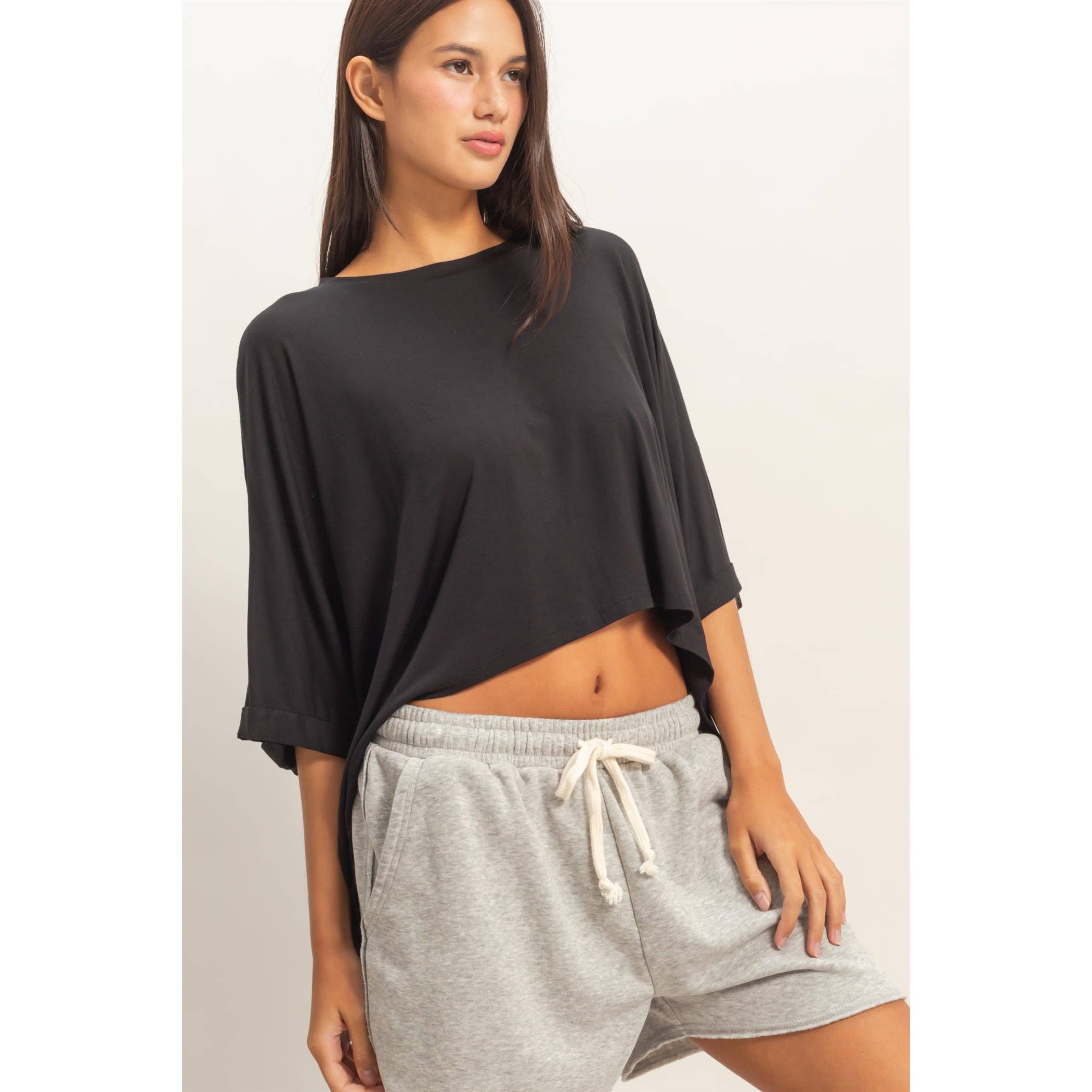 Relaxed High-Low Batwing Sleeve Top: BLACK / S-M-L(2-2-2)