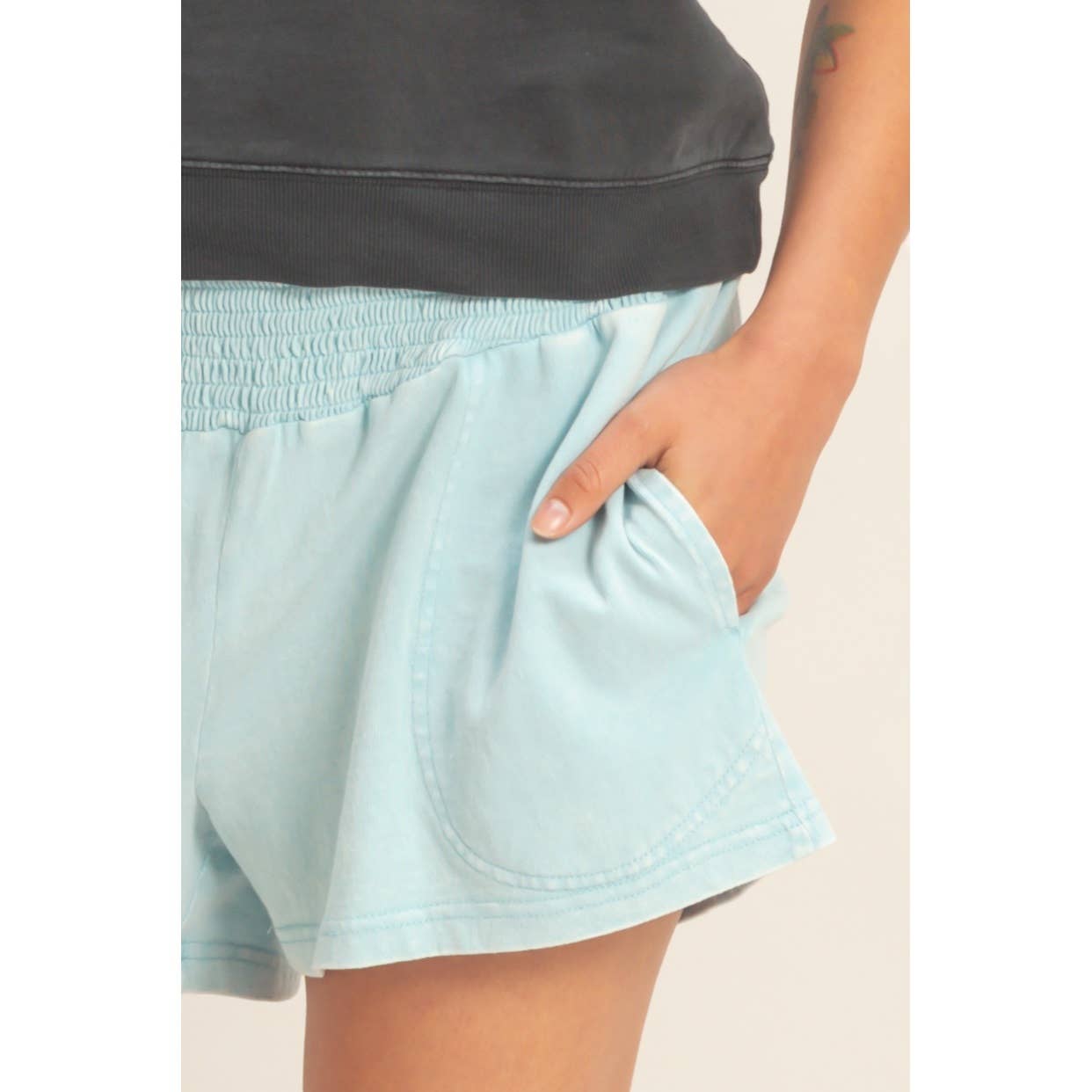 Smocked Waist Mineral Wash Shorts: FUCHSIA / S-M-L(2-2-2)