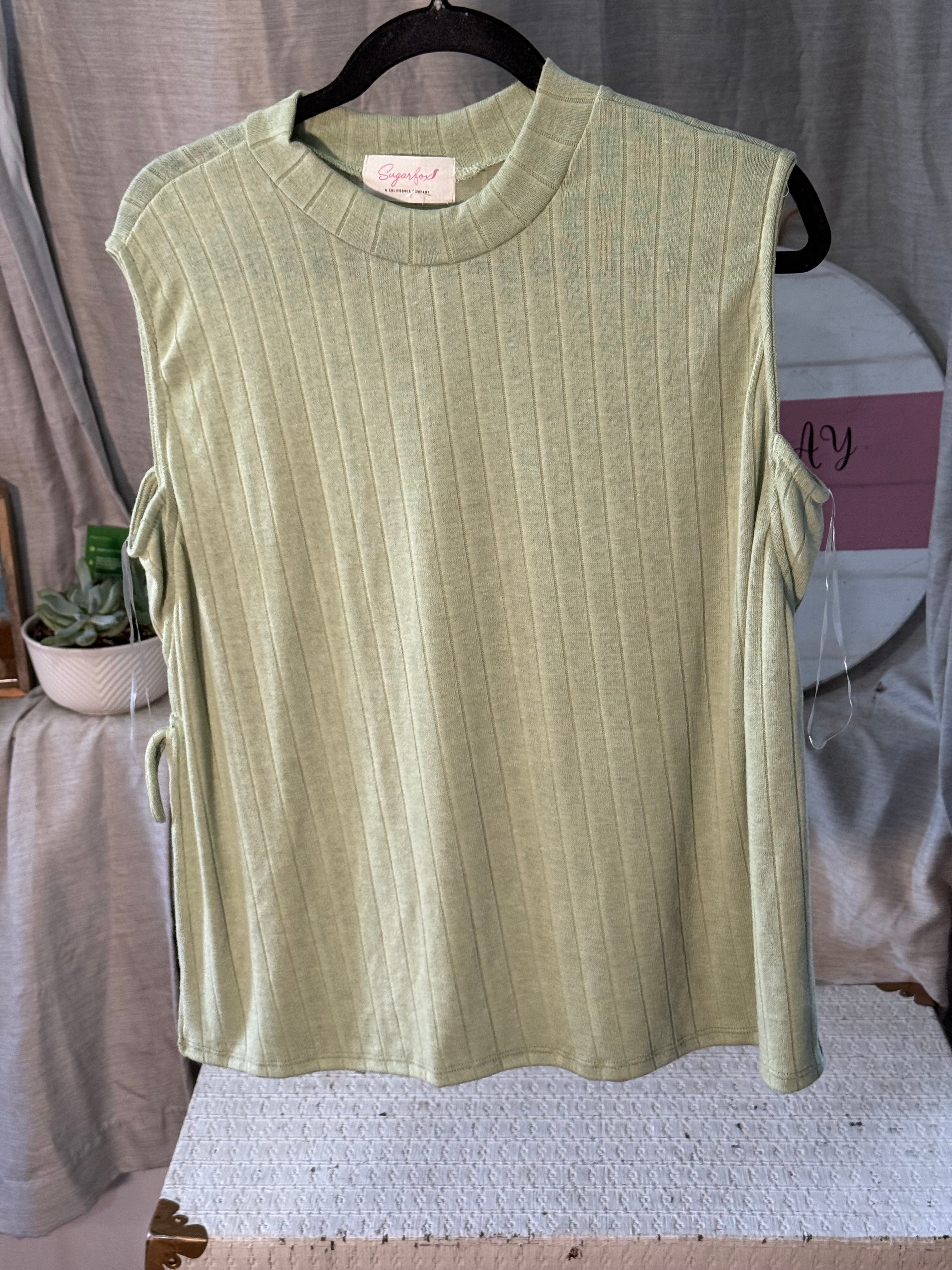 Olive Pear Top