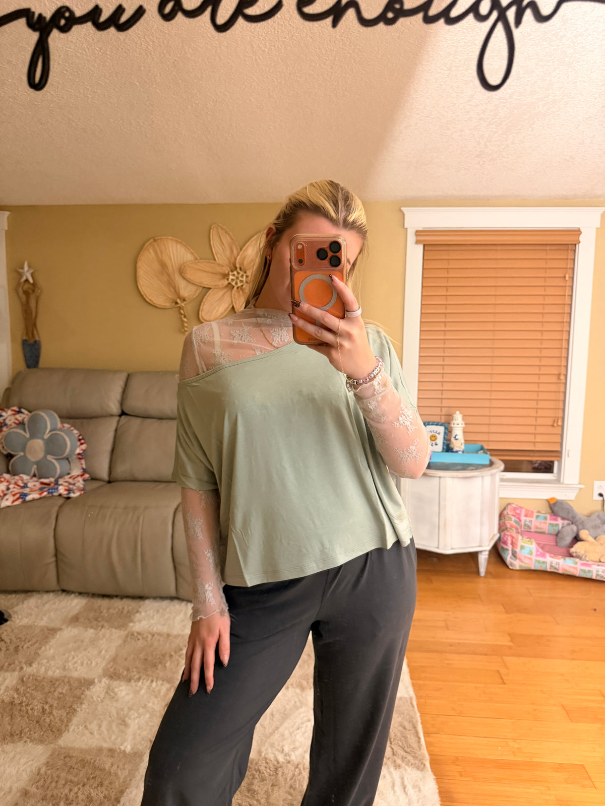 Mint Choc Modal Top