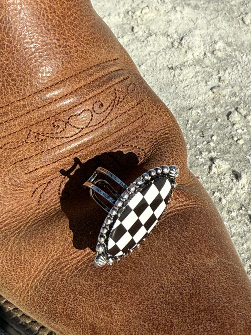 Adjustable Check-Mate Ring