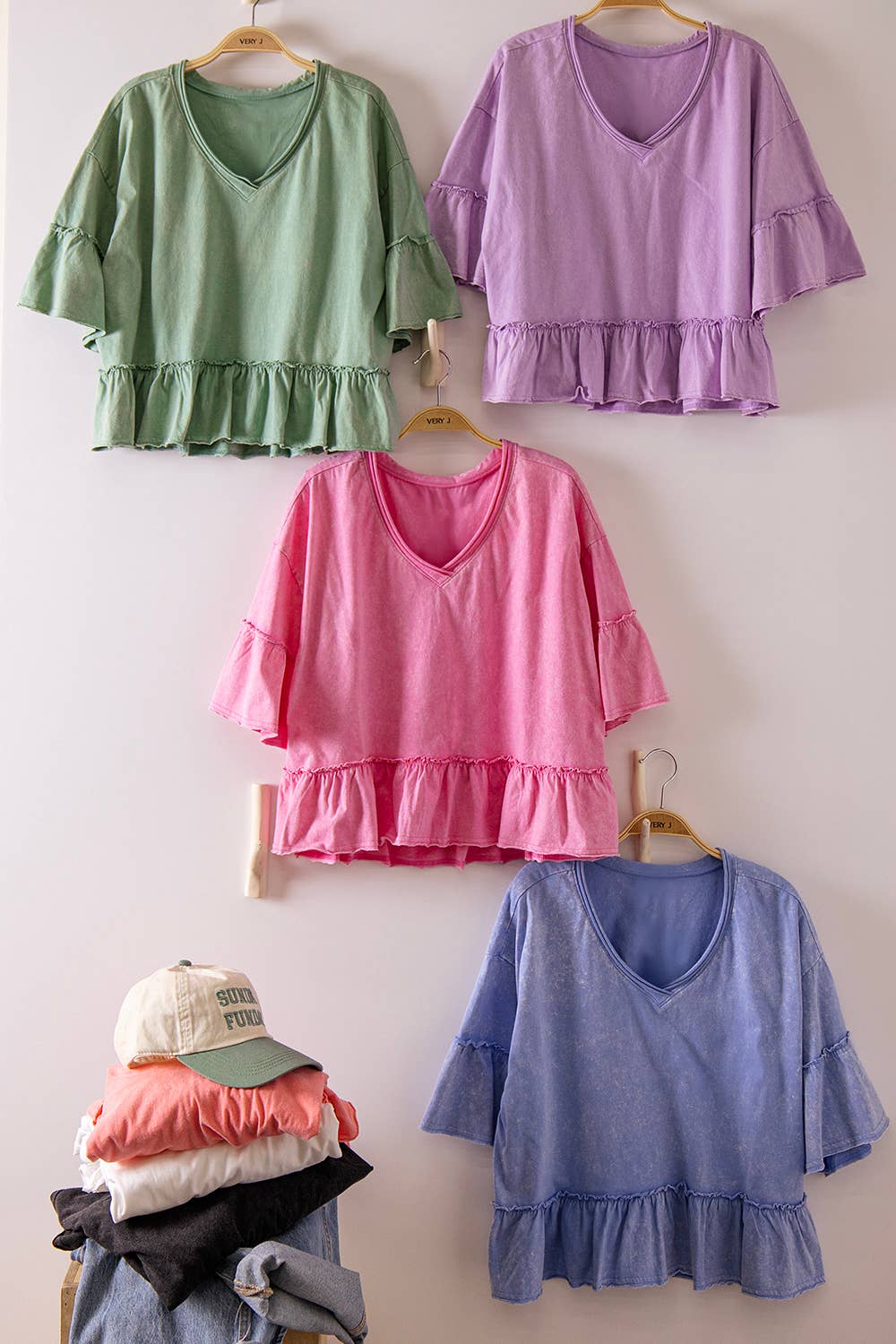 Mineral Washed Ruffle Detail Knit Top: BLUE /