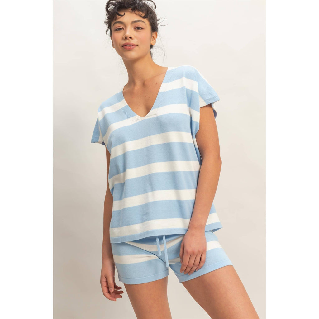 V-Neck Top & Striped Shorts Set: BLUE / S-M-L(2-2-2)