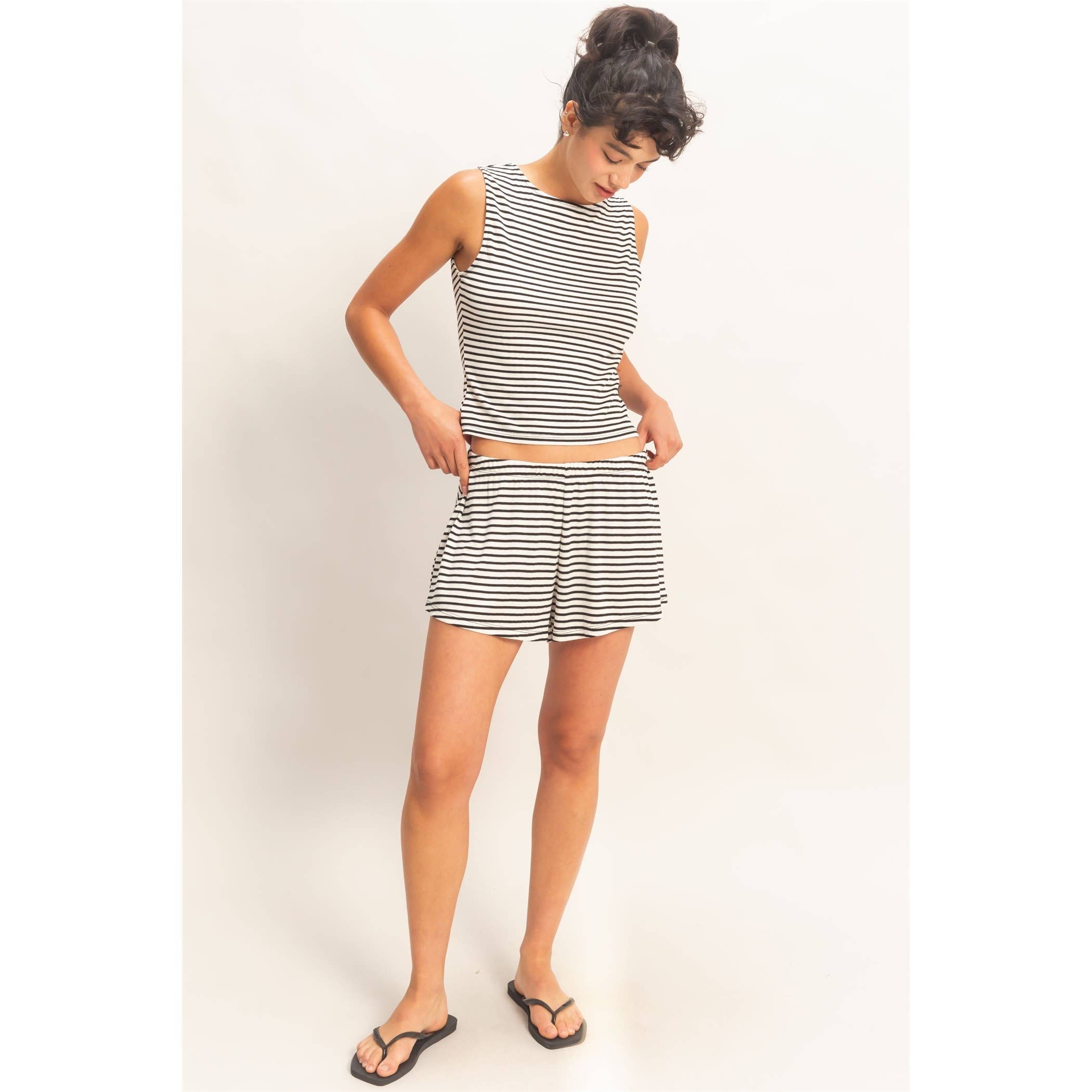Striped Sleeveless Tank And Shorts Set: BLACK / S-M-L(2-2-2)